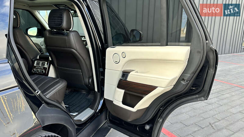 Внедорожник / Кроссовер Land Rover Range Rover 2015 в Киеве