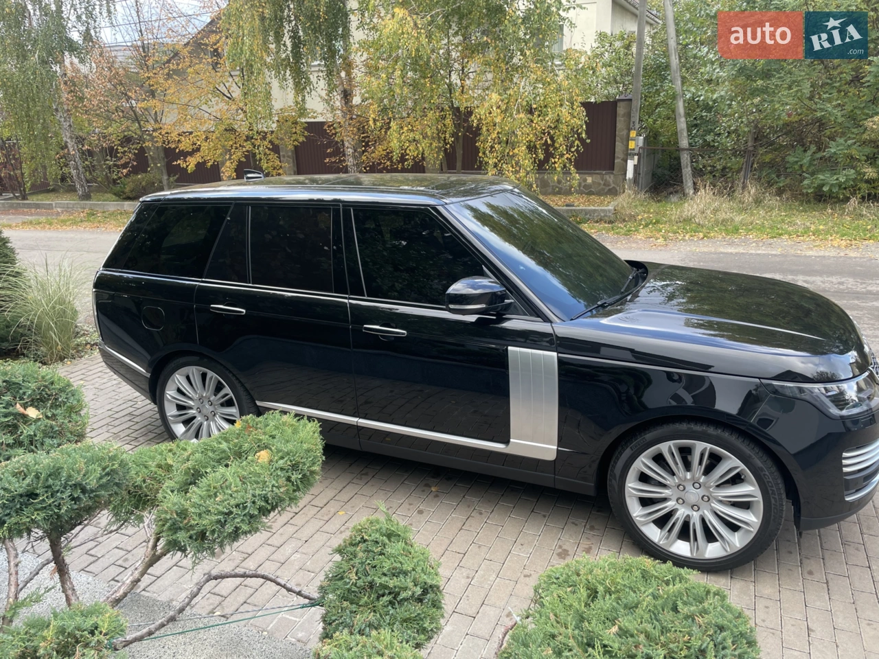2017 Land Rover Range Rover - мініатюра 27