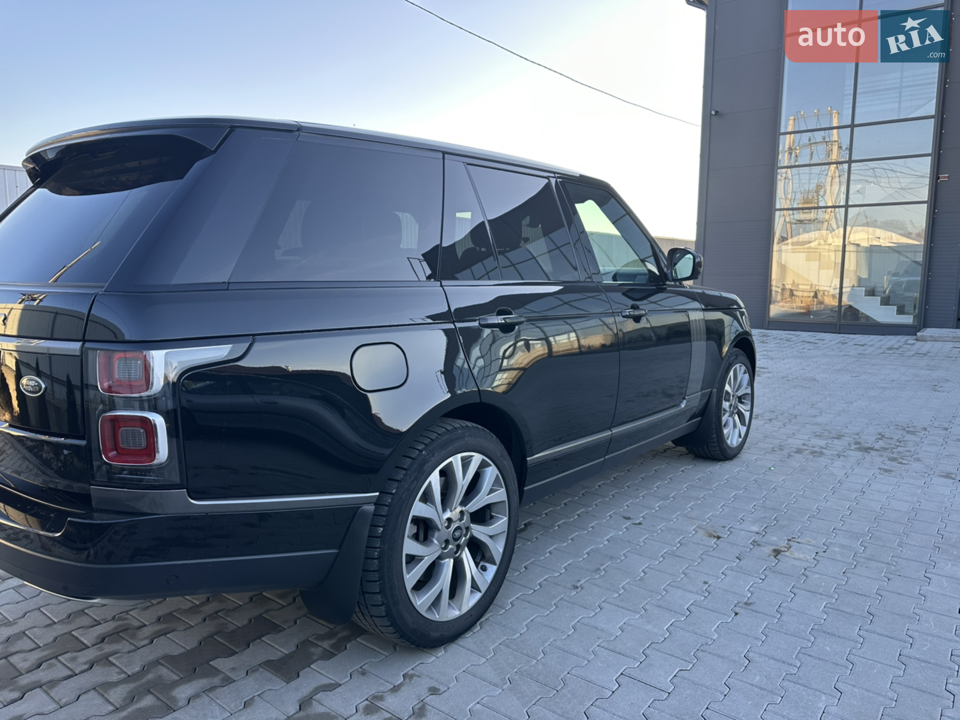 2018 Land Rover Range Rover - мініатюра 22