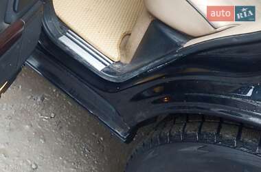 Позашляховик / Кросовер Land Rover Range Rover 2003 в 