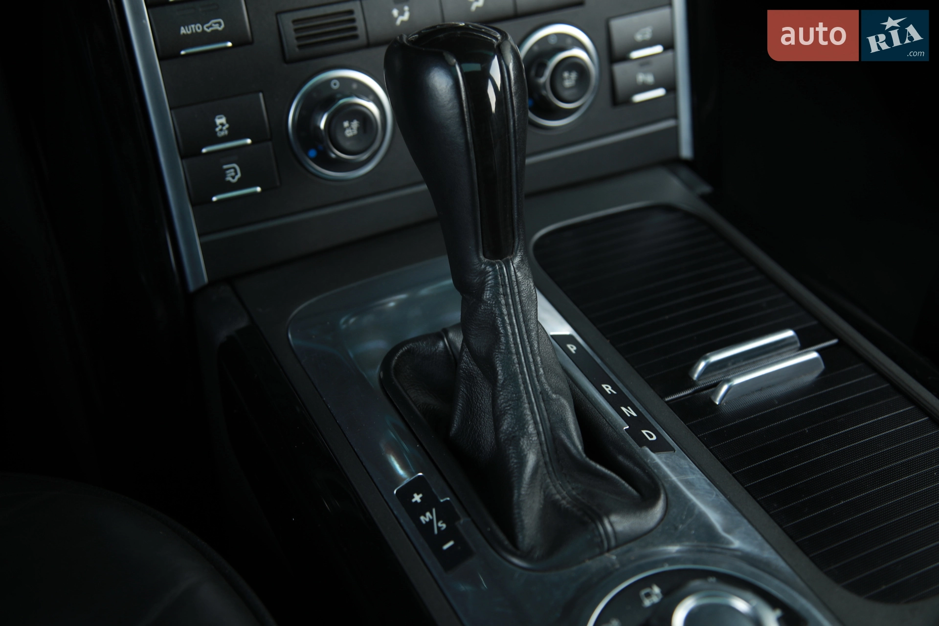 2012 Land Rover Range Rover - мініатюра 19