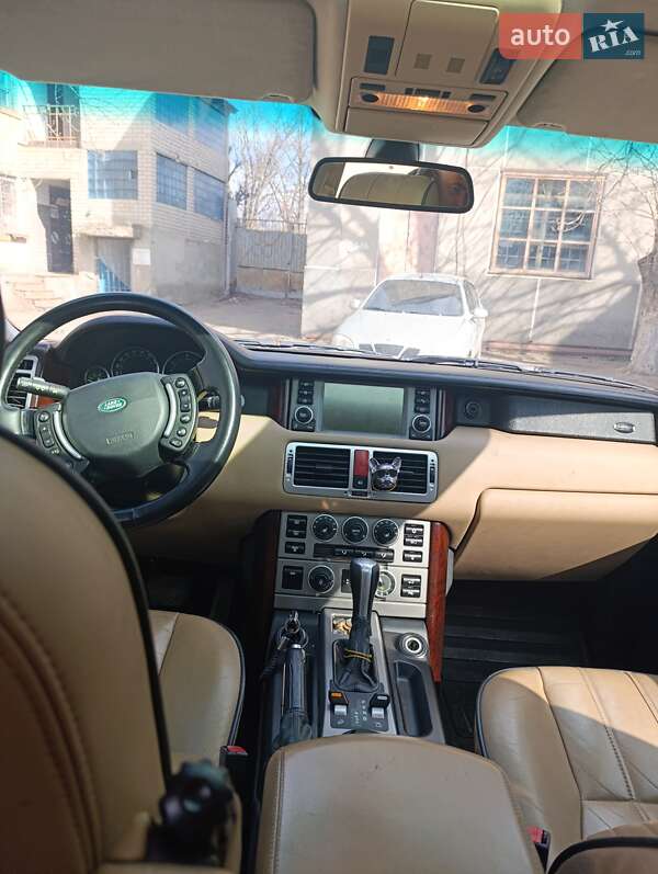 Внедорожник / Кроссовер Land Rover Range Rover 2005 в Первомайске