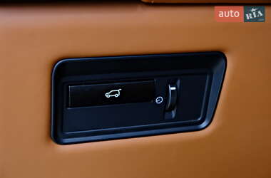 Внедорожник / Кроссовер Land Rover Range Rover 2016 в 