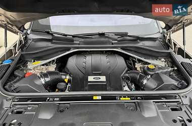 Внедорожник / Кроссовер Land Rover Range Rover 2023 в 