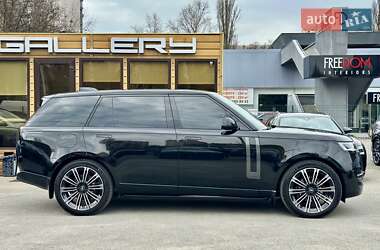 Внедорожник / Кроссовер Land Rover Range Rover 2023 в 