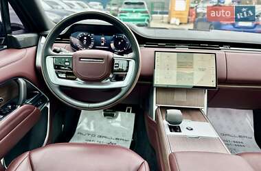 Внедорожник / Кроссовер Land Rover Range Rover 2023 в 