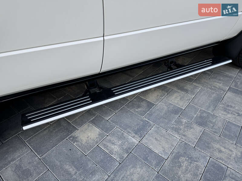 Внедорожник / Кроссовер Land Rover Range Rover 2010 в Луцке фото 49 Внедорожник / Кроссовер Land Rover Range Rover 2010 в Луцке