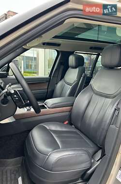 Внедорожник / Кроссовер Land Rover Range Rover 2023 в 