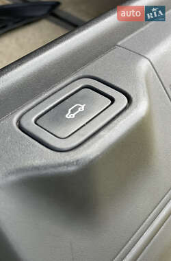 Внедорожник / Кроссовер Land Rover Range Rover 2013 в 