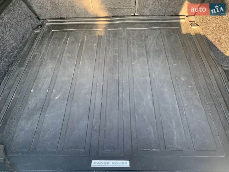 Внедорожник / Кроссовер Land Rover Range Rover 2015 в Ровно