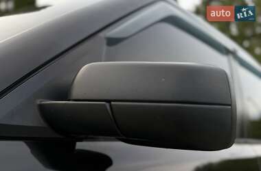 Внедорожник / Кроссовер Land Rover Range Rover 2006 в 