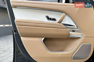 Позашляховик / Кросовер Land Rover Range Rover 2024 в 
