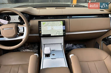 Позашляховик / Кросовер Land Rover Range Rover 2024 в 