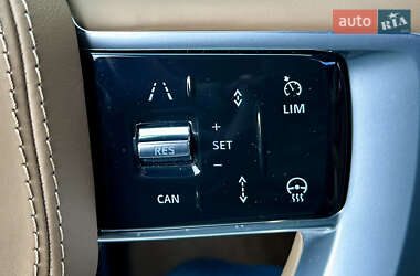 Позашляховик / Кросовер Land Rover Range Rover 2024 в 