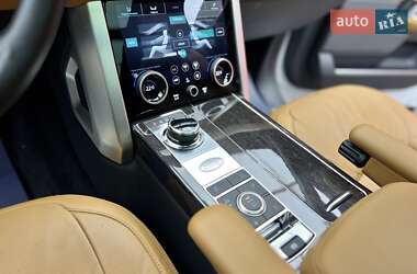 Внедорожник / Кроссовер Land Rover Range Rover 2018 в 