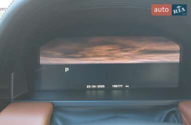 Внедорожник / Кроссовер Land Rover Range Rover 2012 в 