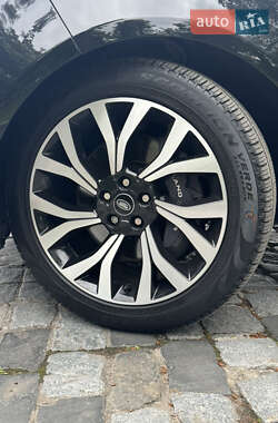 Внедорожник / Кроссовер Land Rover Range Rover 2021 в 