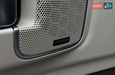 Позашляховик / Кросовер Land Rover Range Rover 2011 в 