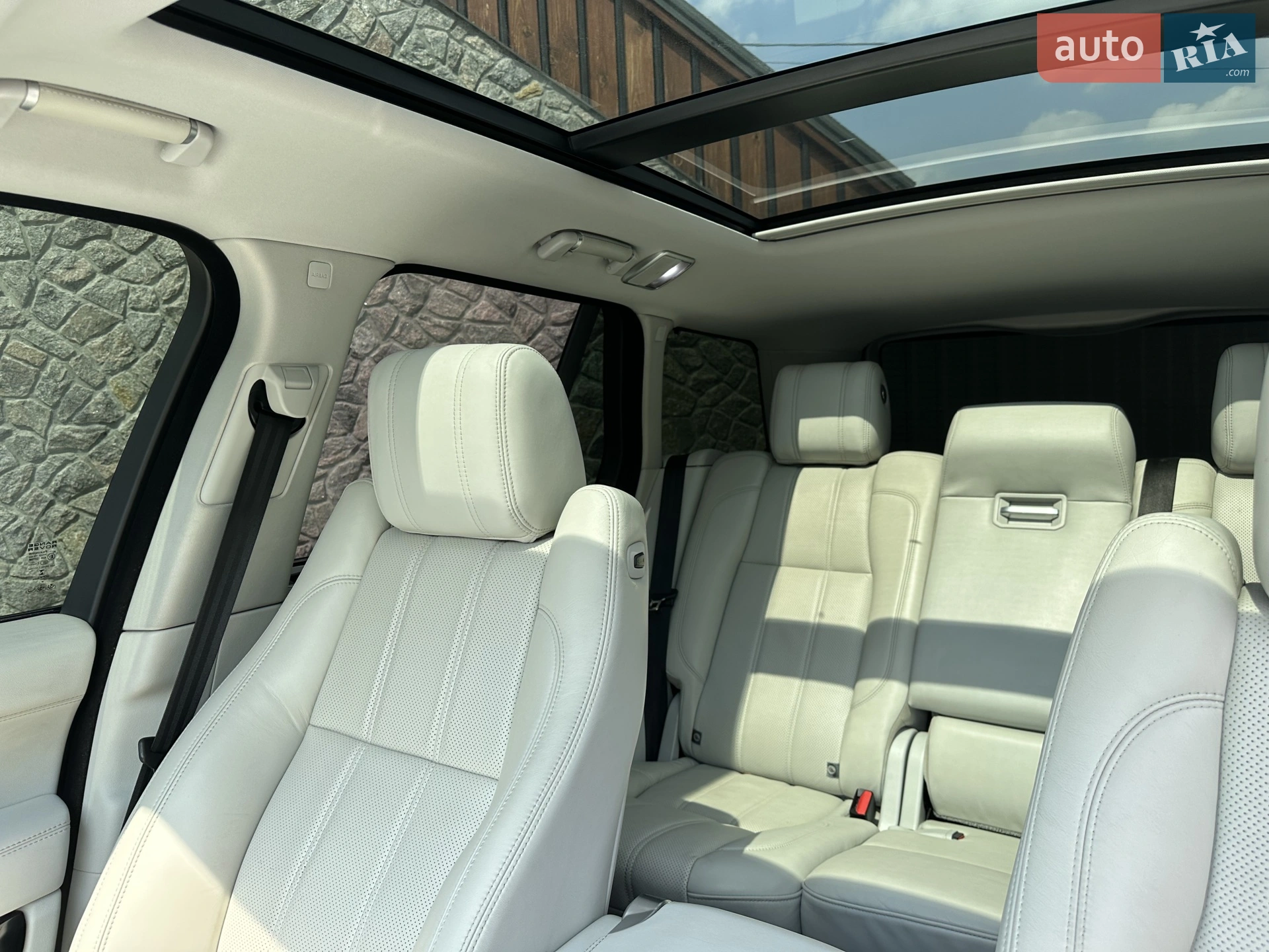 2016 Land Rover Range Rover - мініатюра 38