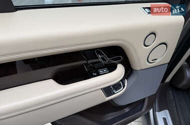 Внедорожник / Кроссовер Land Rover Range Rover 2020 в 