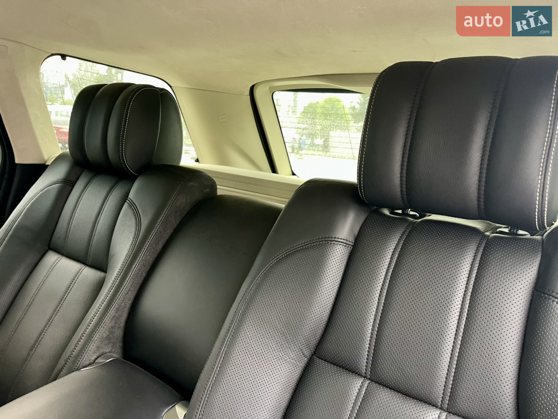 2013 Land Rover Range Rover - мініатюра 26