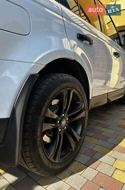 Внедорожник / Кроссовер Land Rover Range Rover 2012 в 
