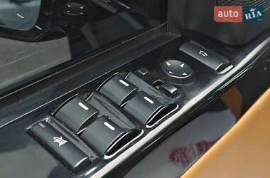 Внедорожник / Кроссовер Land Rover Range Rover 2012 в 