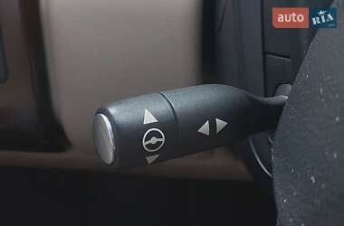 Позашляховик / Кросовер Land Rover Range Rover 2012 в 