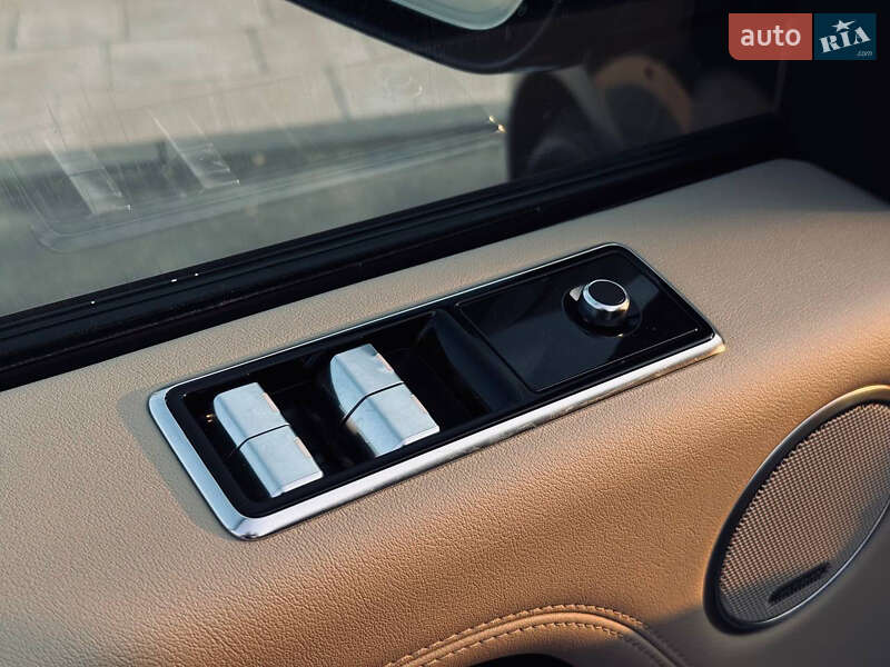 Внедорожник / Кроссовер Land Rover Range Rover 2018 в Тернополе