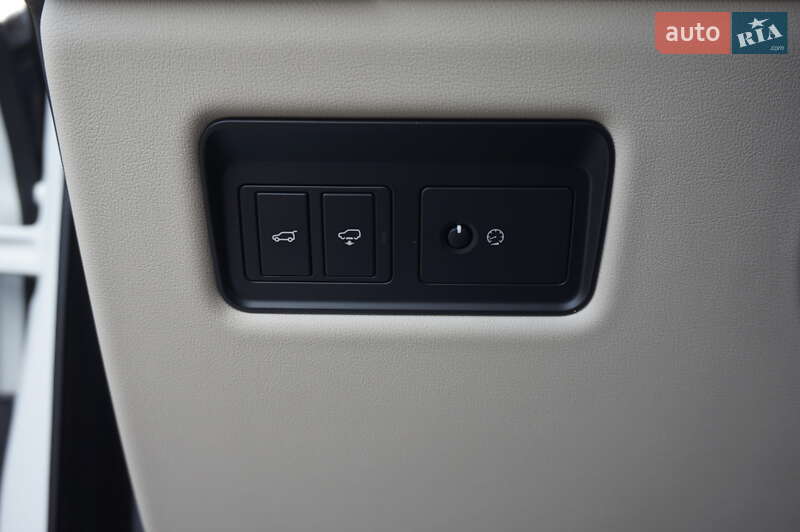 Позашляховик / Кросовер Land Rover Range Rover 2016 в Одесі