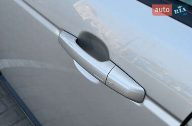 Внедорожник / Кроссовер Land Rover Range Rover 2013 в 