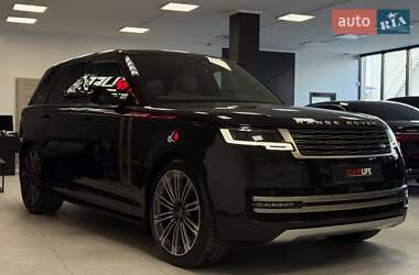 Позашляховик / Кросовер Land Rover Range Rover 2023 в 