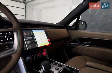Позашляховик / Кросовер Land Rover Range Rover 2023 в 