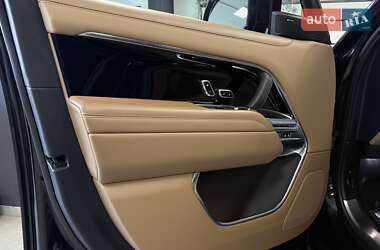 Позашляховик / Кросовер Land Rover Range Rover 2023 в 