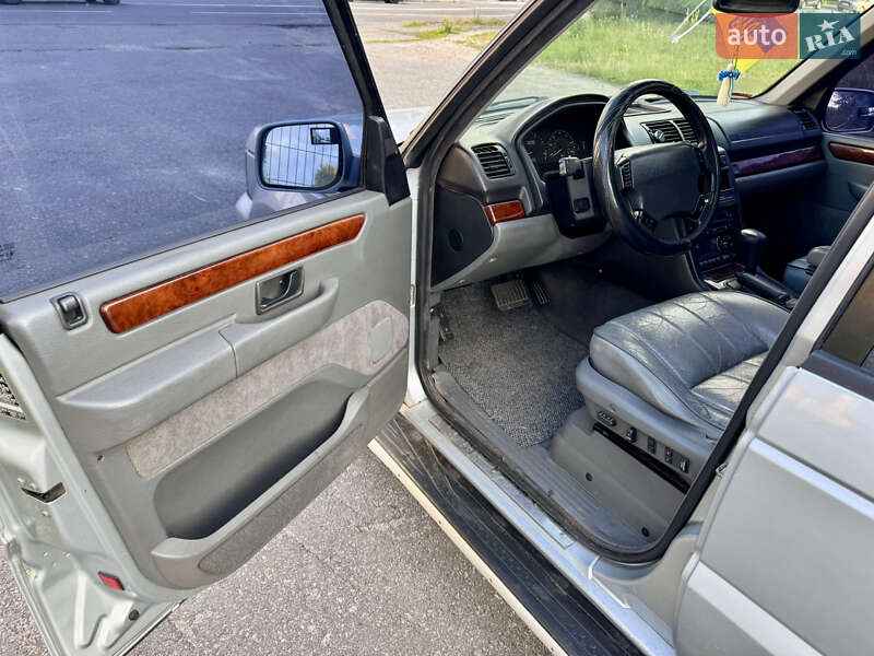 Позашляховик / Кросовер Land Rover Range Rover 1996 в Києві