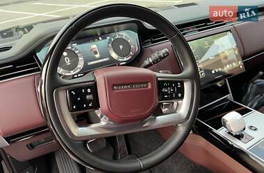 Внедорожник / Кроссовер Land Rover Range Rover 2023 в 