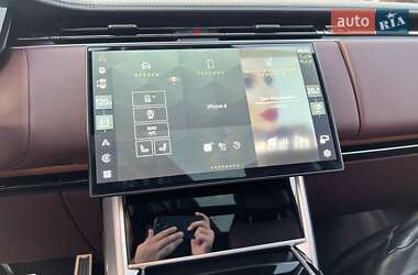 Внедорожник / Кроссовер Land Rover Range Rover 2023 в 