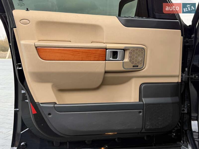 Внедорожник / Кроссовер Land Rover Range Rover 2008 в Черновцах