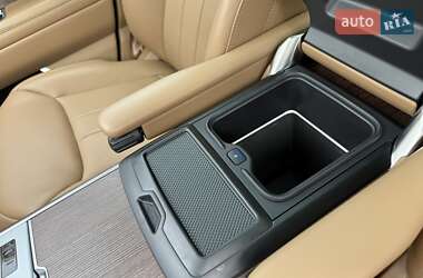 Внедорожник / Кроссовер Land Rover Range Rover 2024 в 
