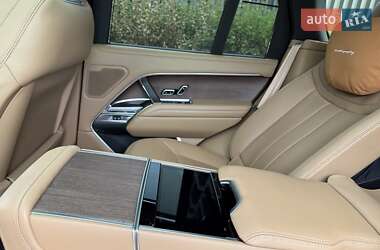Внедорожник / Кроссовер Land Rover Range Rover 2024 в 