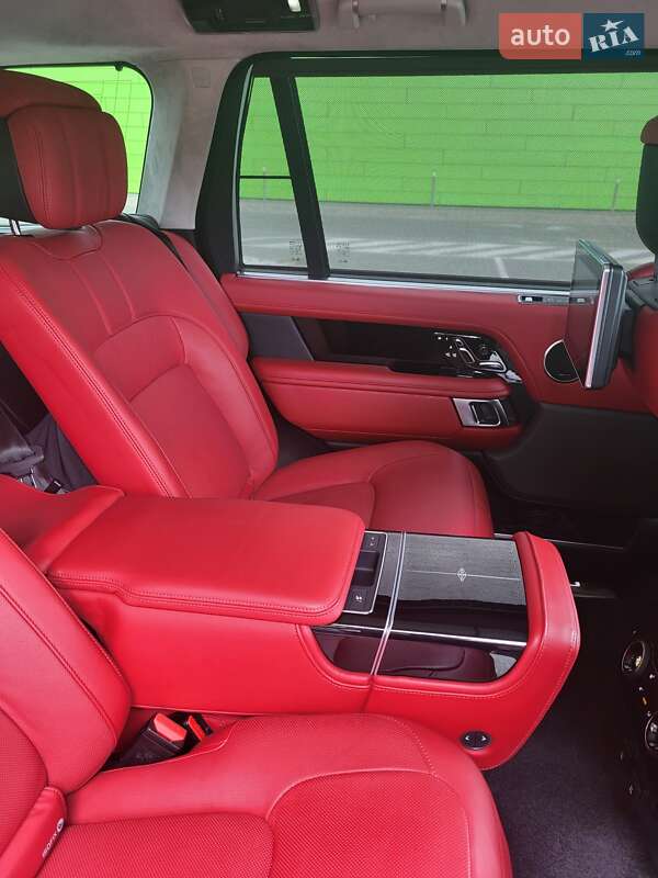Внедорожник / Кроссовер Land Rover Range Rover 2018 в Киеве