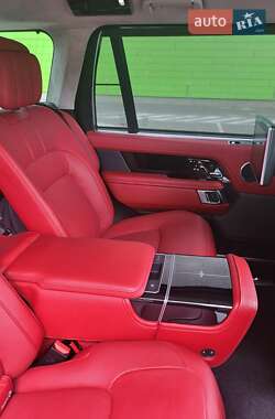 Внедорожник / Кроссовер Land Rover Range Rover 2018 в 