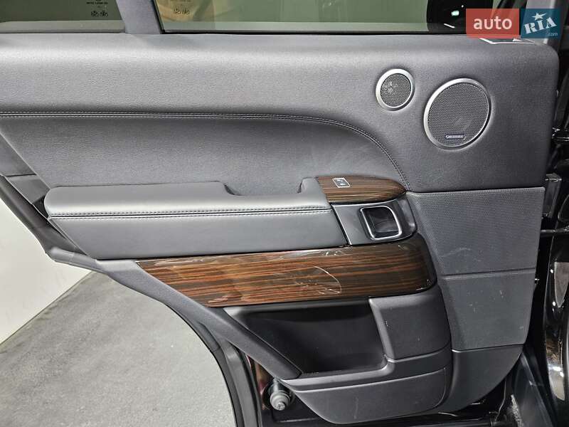 Внедорожник / Кроссовер Land Rover Range Rover 2017 в Киеве