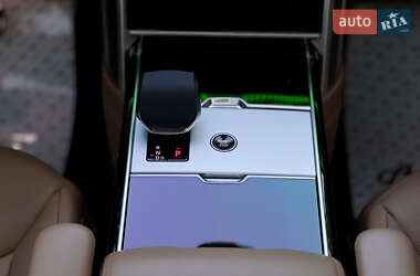 Внедорожник / Кроссовер Land Rover Range Rover 2024 в 