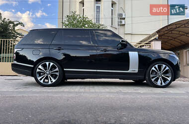 Внедорожник / Кроссовер Land Rover Range Rover 2021 в 