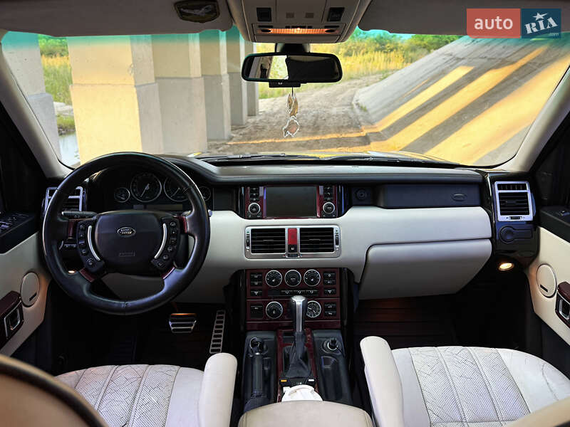 Внедорожник / Кроссовер Land Rover Range Rover 2006 в Зборове