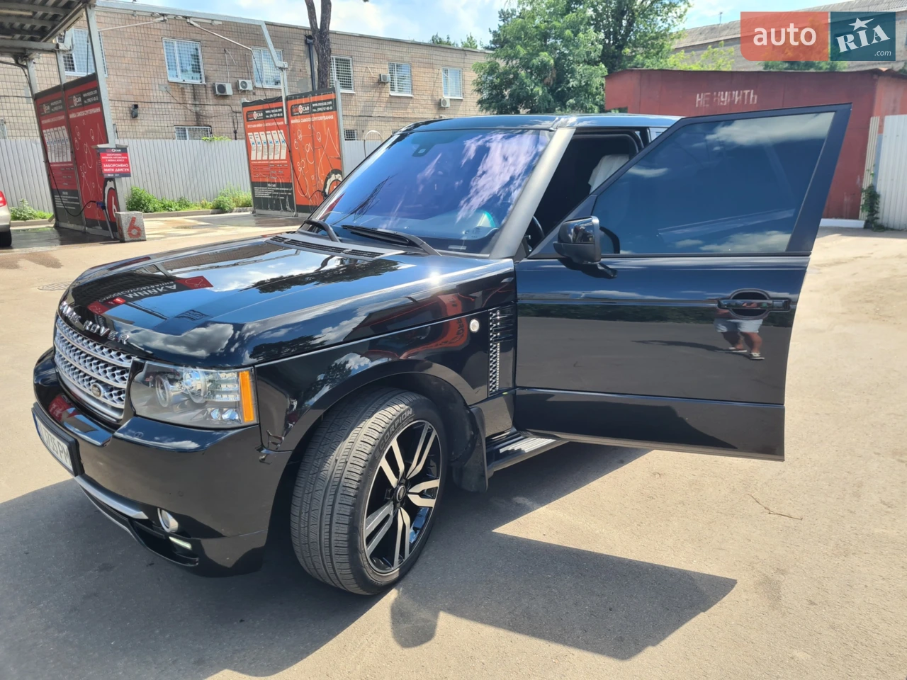 2010 Land Rover Range Rover - мініатюра 12