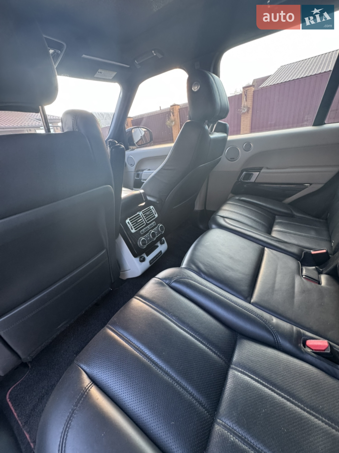 2015 Land Rover Range Rover - мініатюра 16