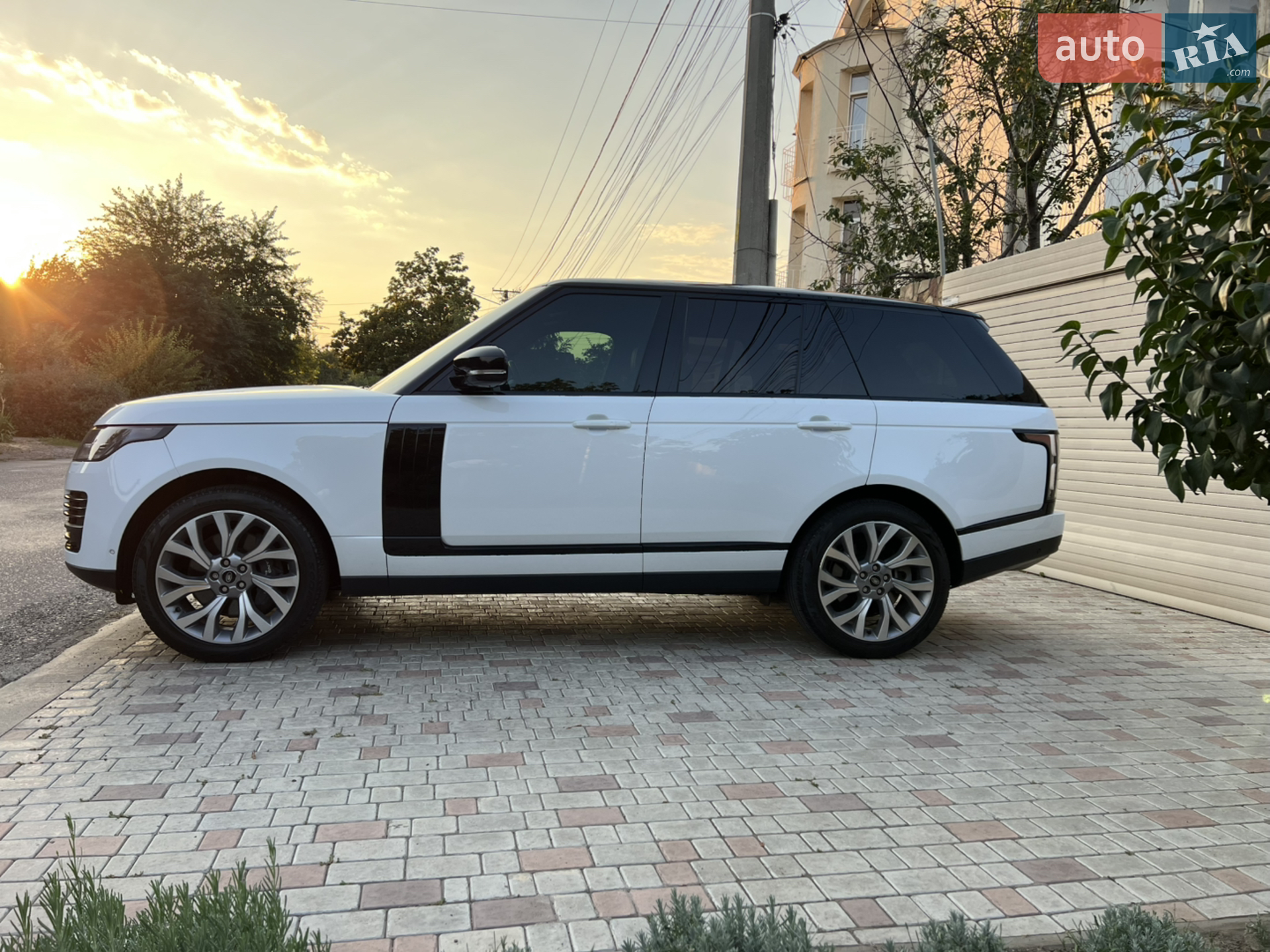 2021 Land Rover Range Rover - мініатюра 32