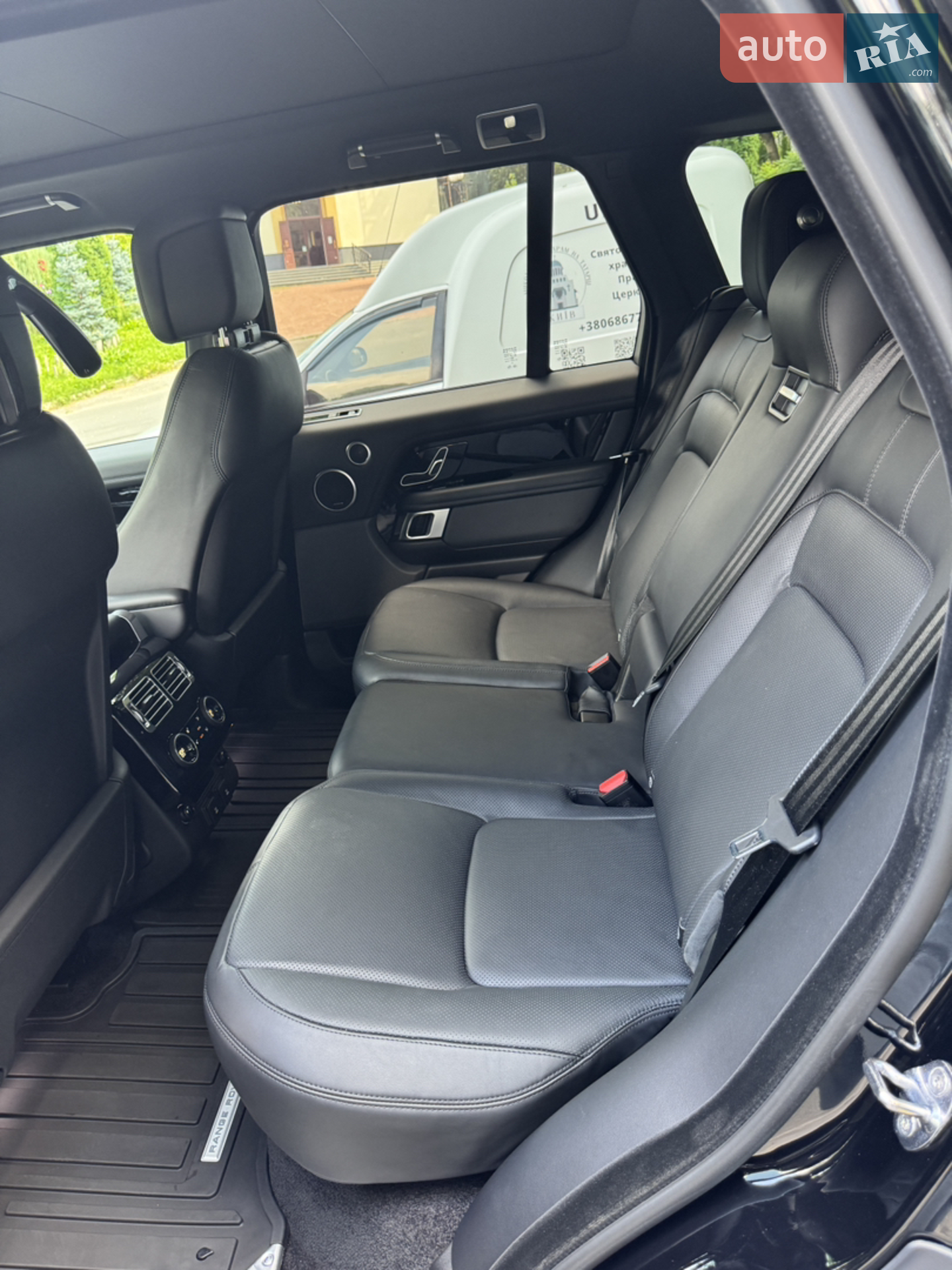 2020 Land Rover Range Rover - мініатюра 25
